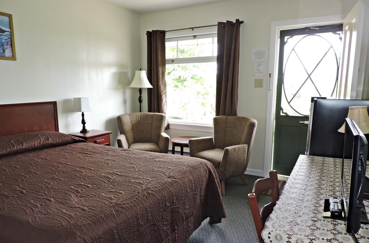 Basinview Motel Smiths Cove Exterior photo