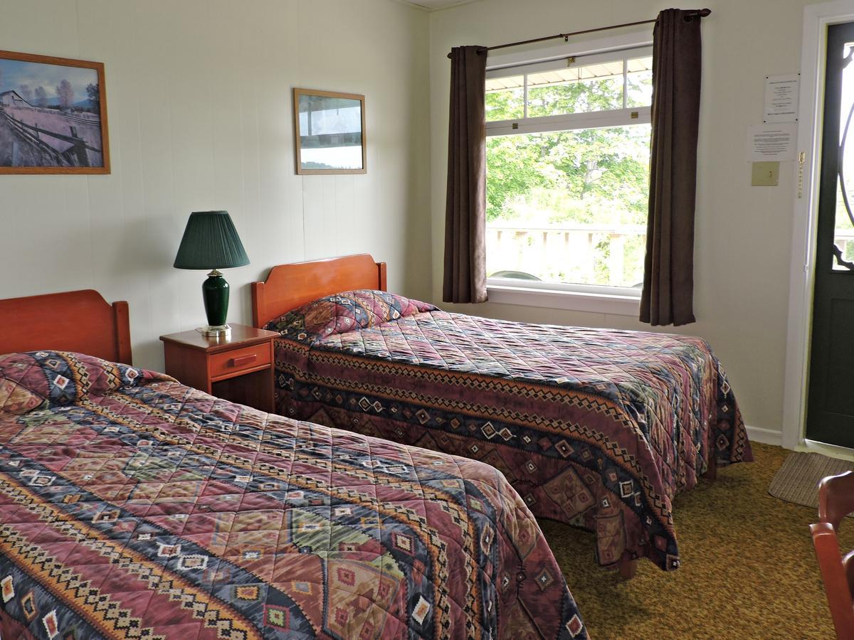 Basinview Motel Smiths Cove Exterior photo